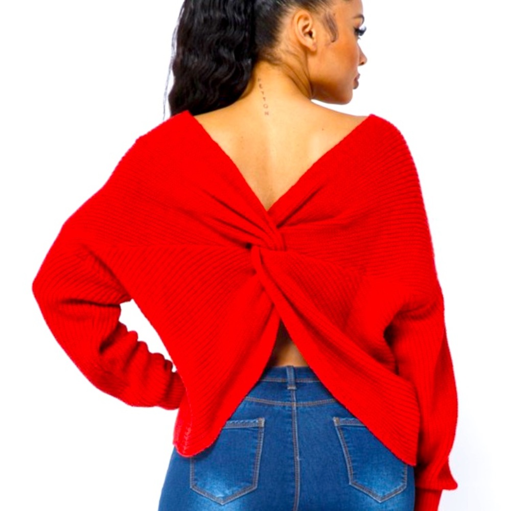 Loose comfortable fit sweater By Love J. Red size S-XL. Knitted material.